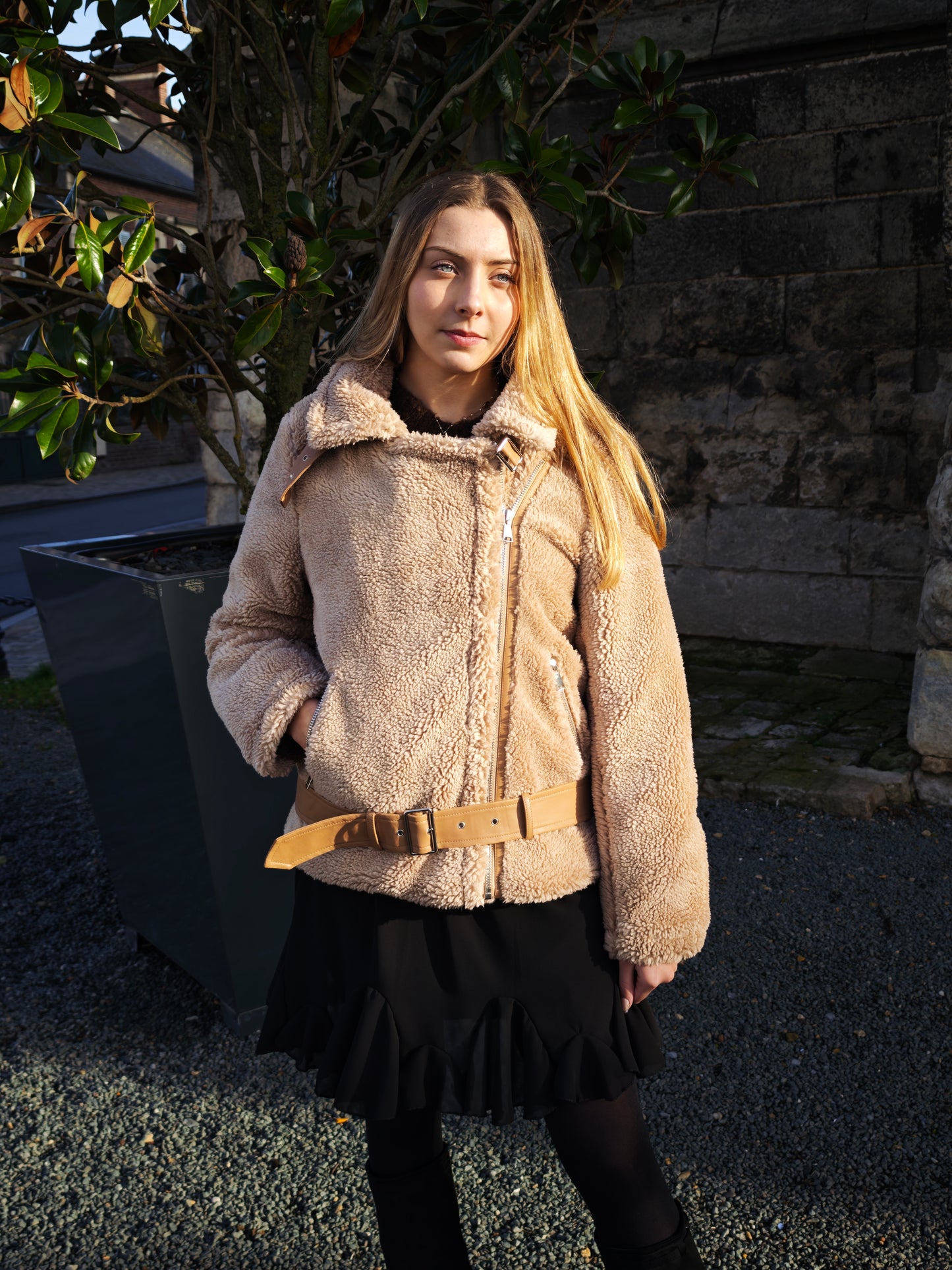 Manteau court moumoute beige