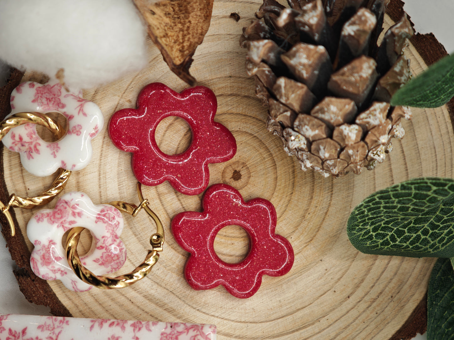 Coffret boucles d'oreilles interchangeables et barrette