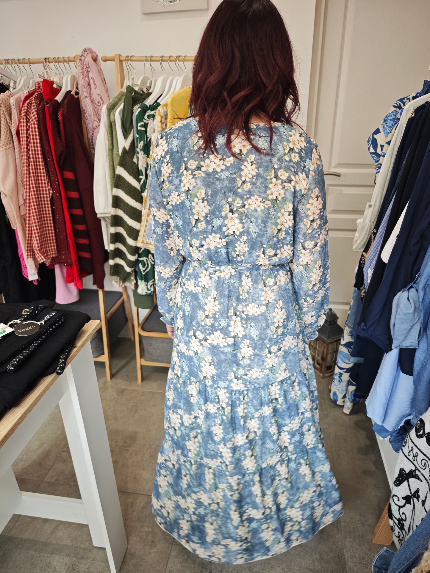 Robe longue bleue fleurie