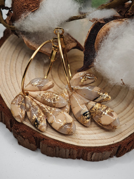 Boucles d'Oreille Feuilles Beige Or - Créoles Acier Inoxydable Artisanales