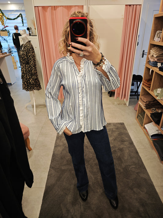 Chemise rayée bleu et blanche