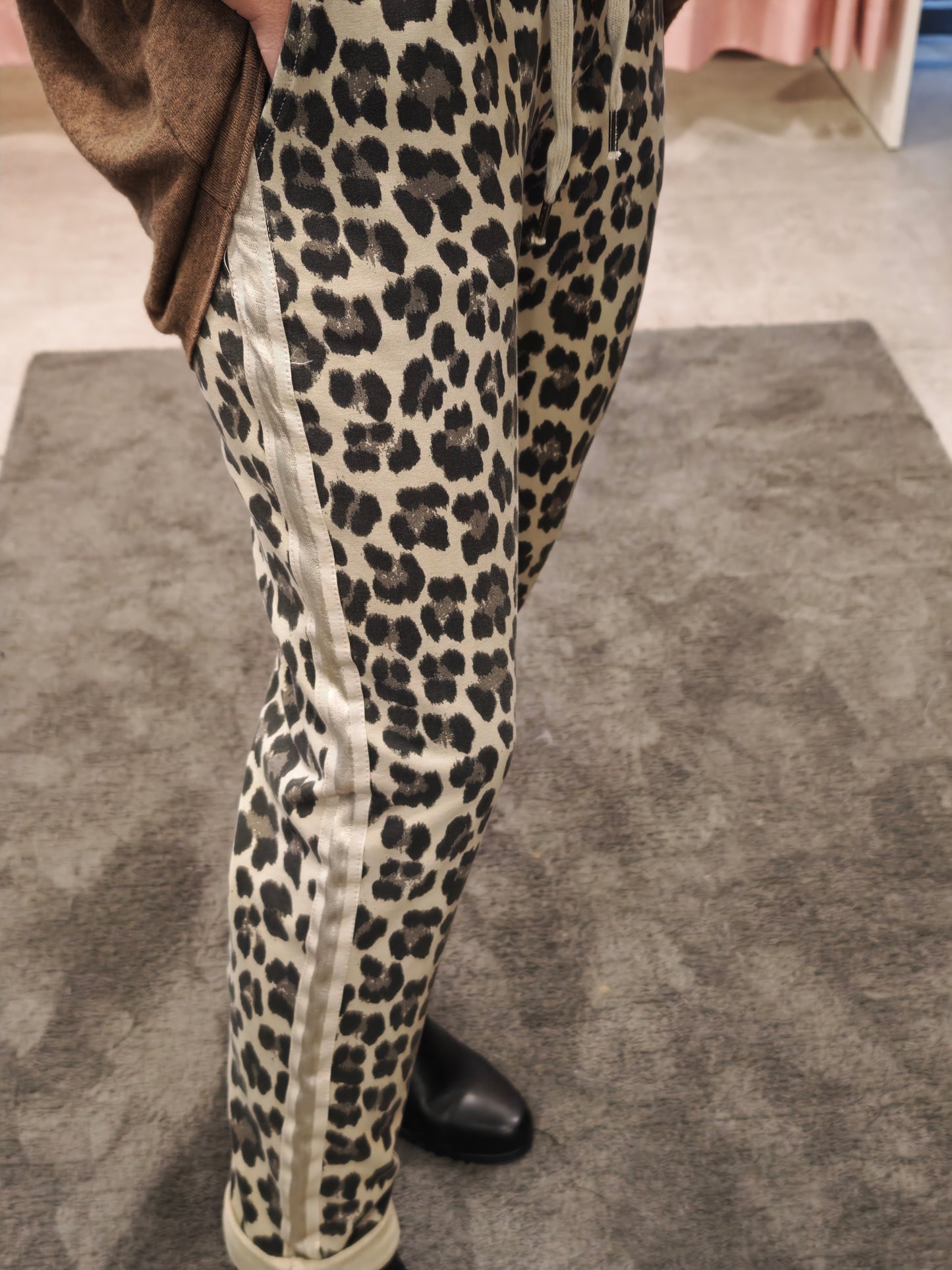 Pantalon léopard beige