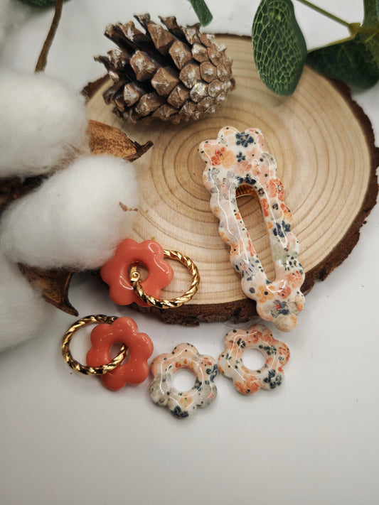 Coffret boucles d' oreille interchangeables oranges et barrette