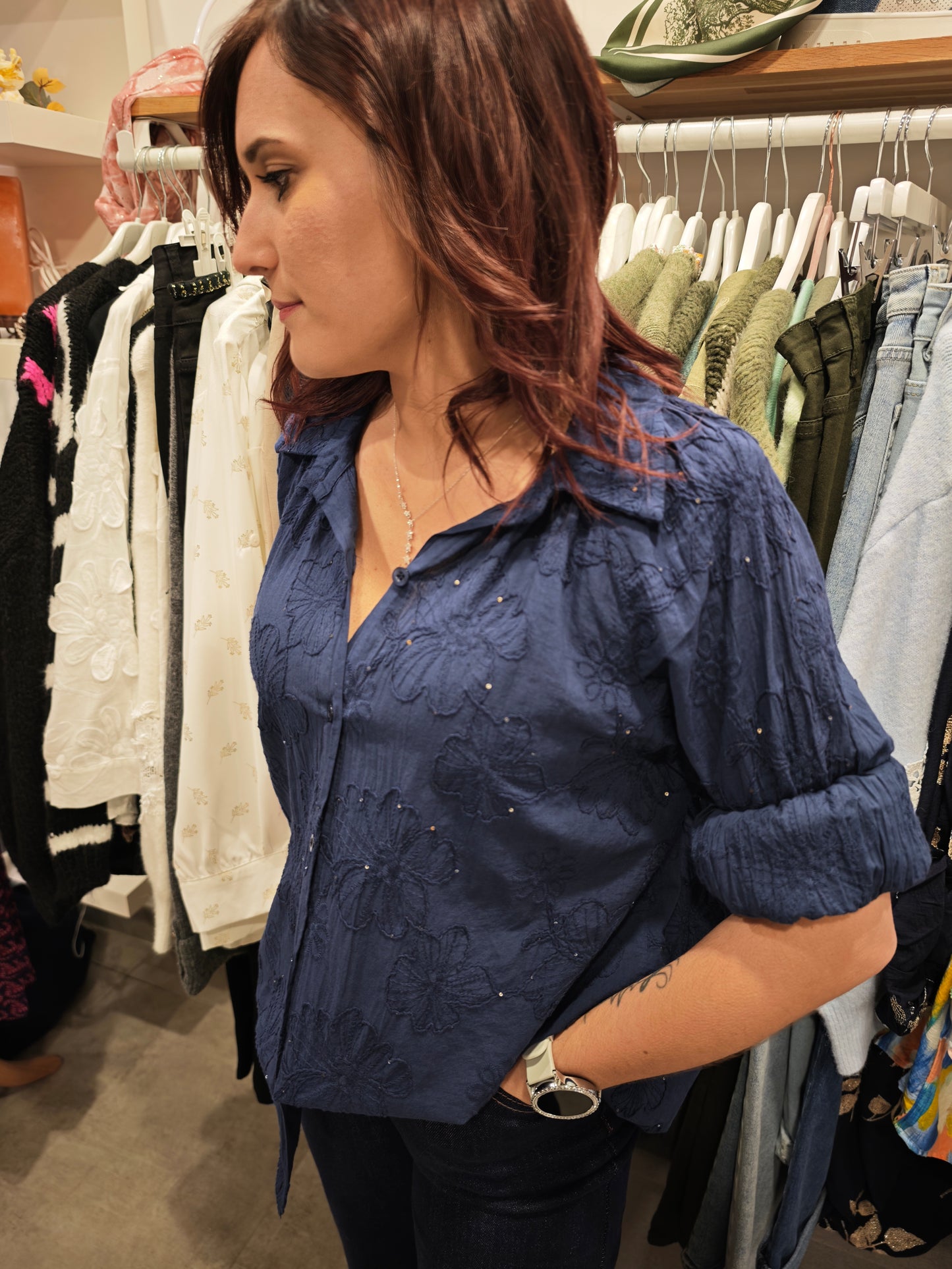 Chemise broderie fleurs différents coloris