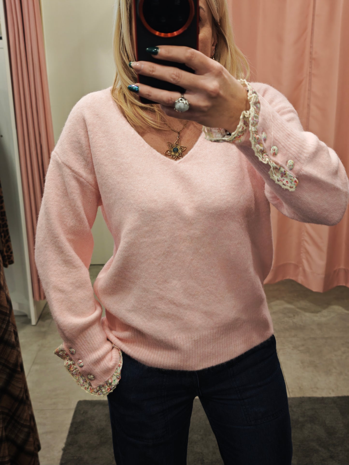 Pull manches fleuries