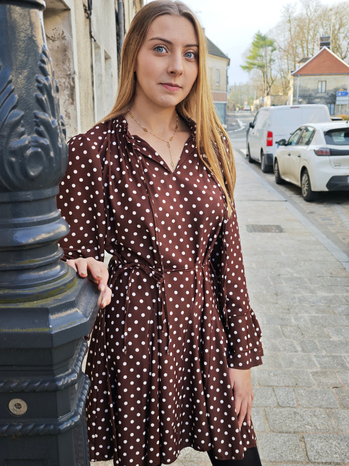 Robe à poids marron