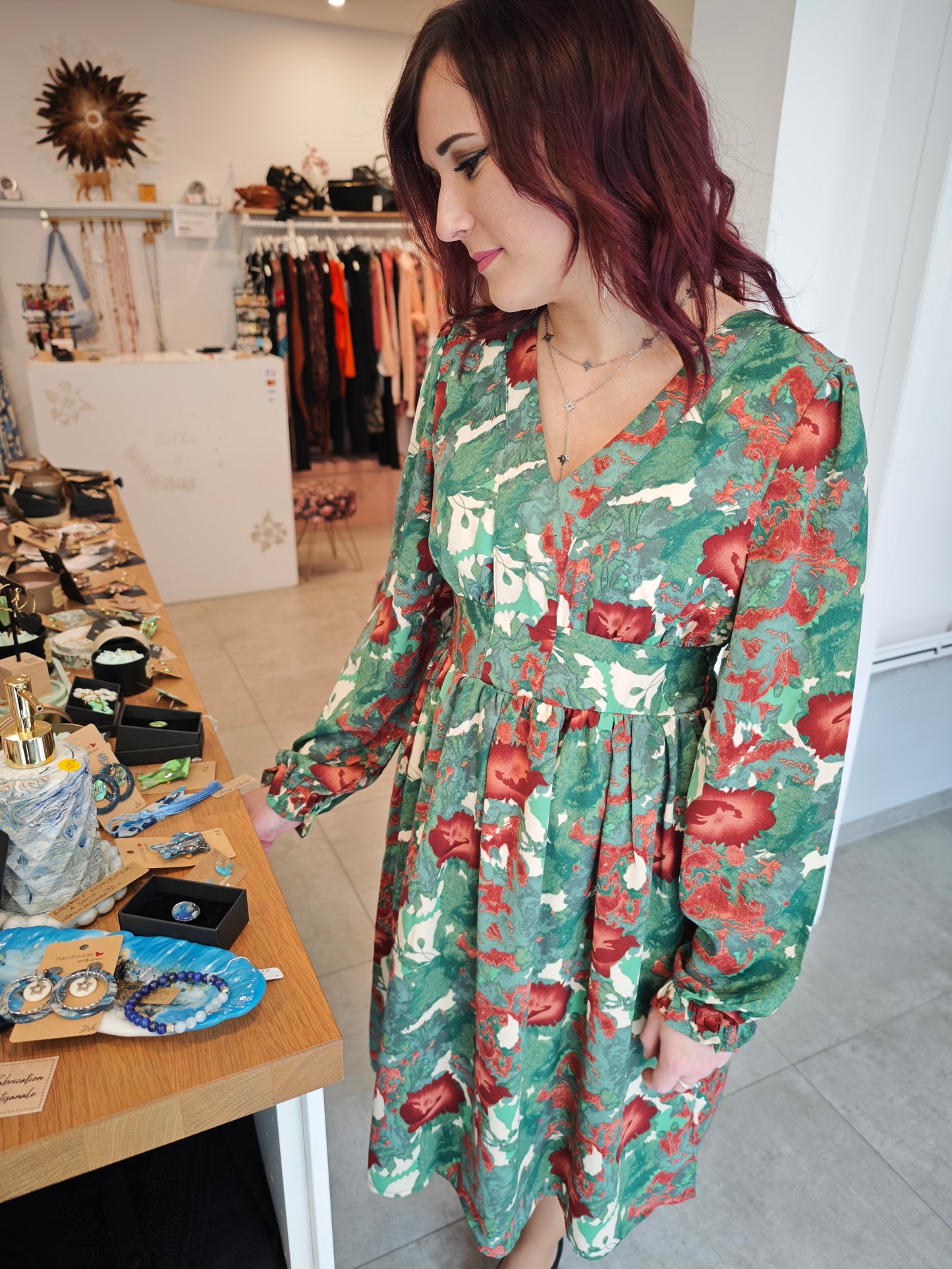 Robe verte et rouge