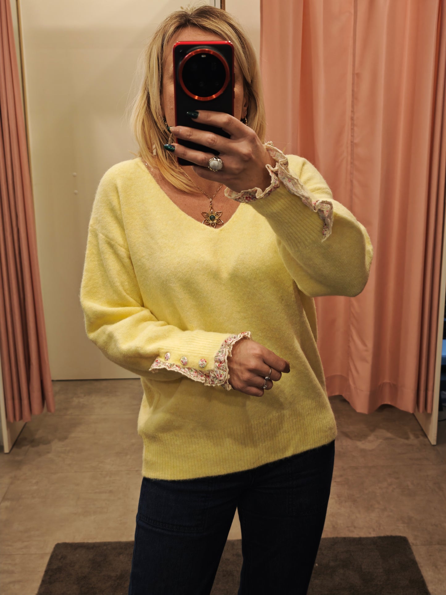 Pull manches fleuries