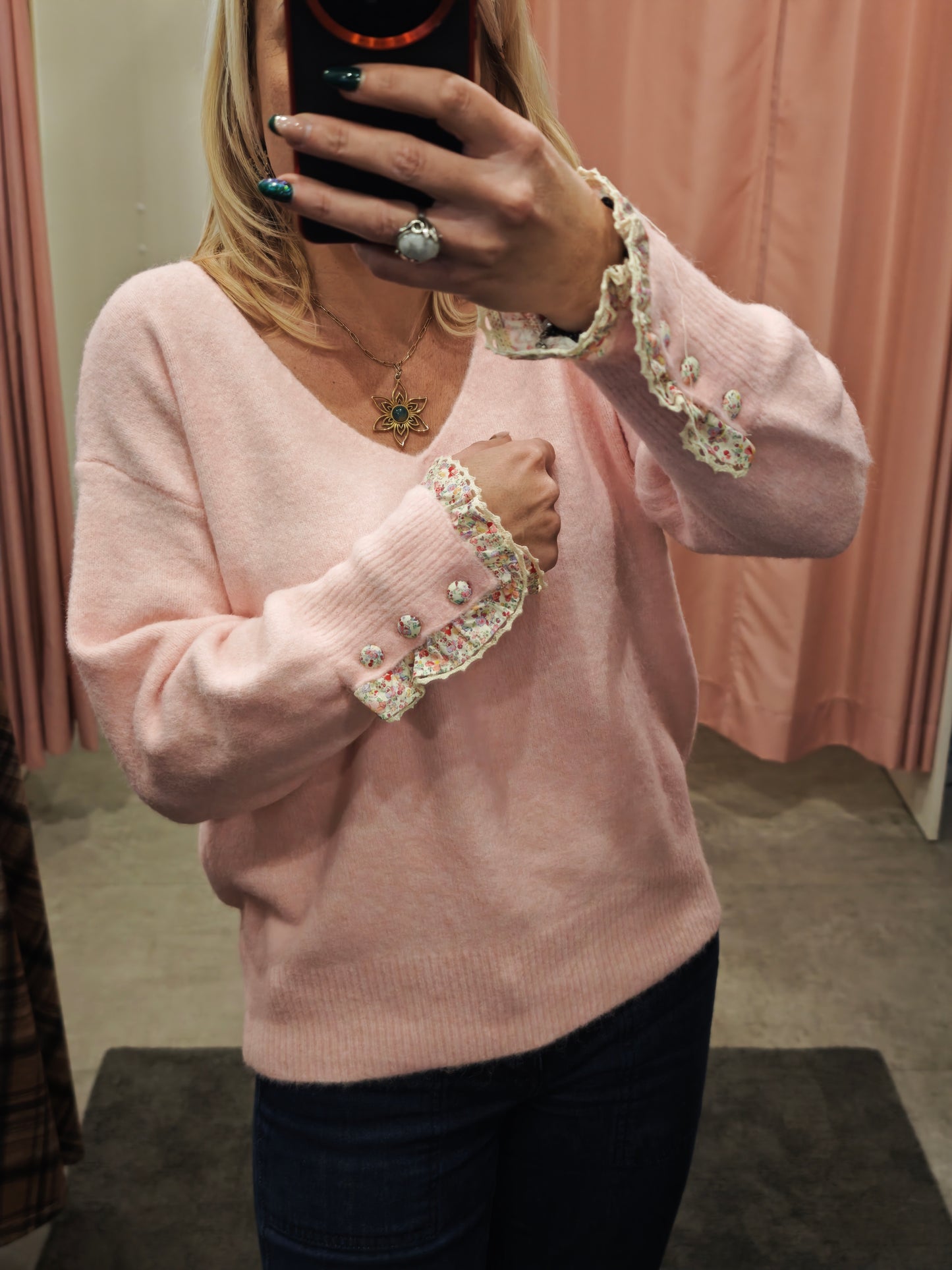 Pull manches fleuries