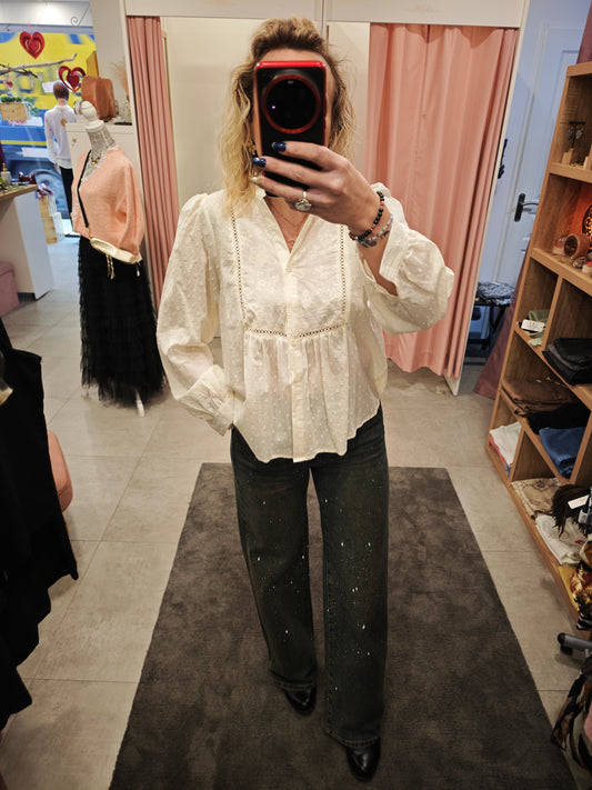 Blouse écrue brodée