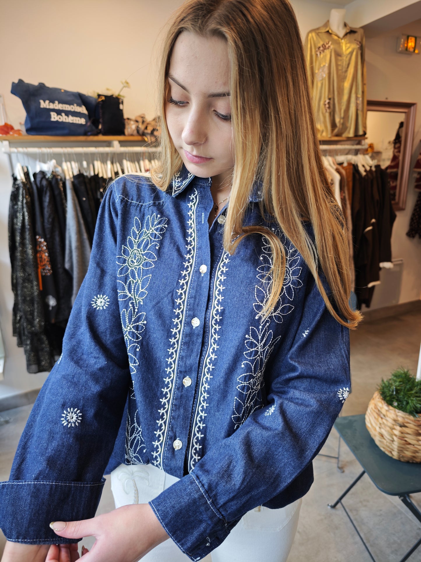 Chemise jean brodée